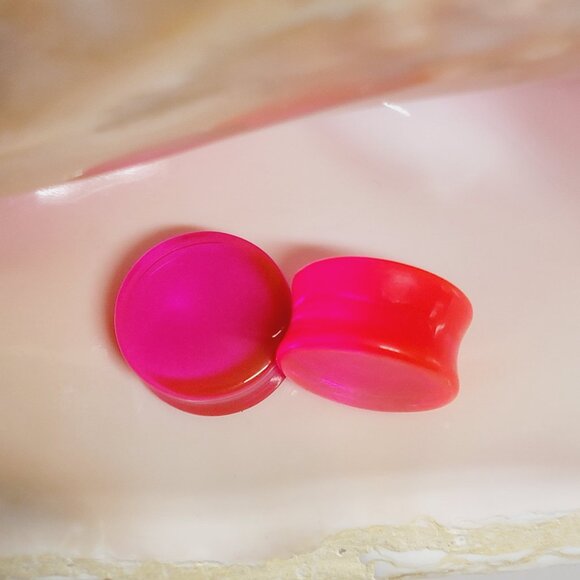 Pink acrylic plugs double flare semi transparent gauges NWT 20 mm 3/4 - Picture 4 of 5